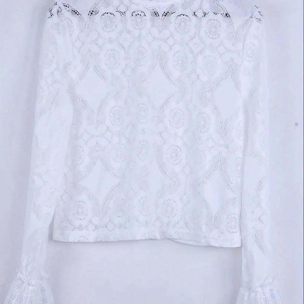 White Elegant Women's Stand Collar Patchwork Lace Long Sleeve Hollow Out Blouse